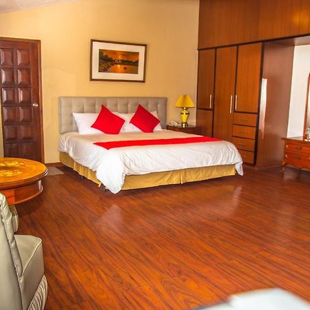 ריובמבה Hotel Chimborazo Internacional מראה חיצוני תמונה